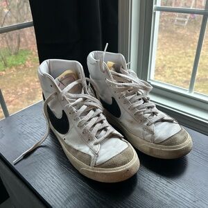 Nike White High-Top Blazers Women’s 9
